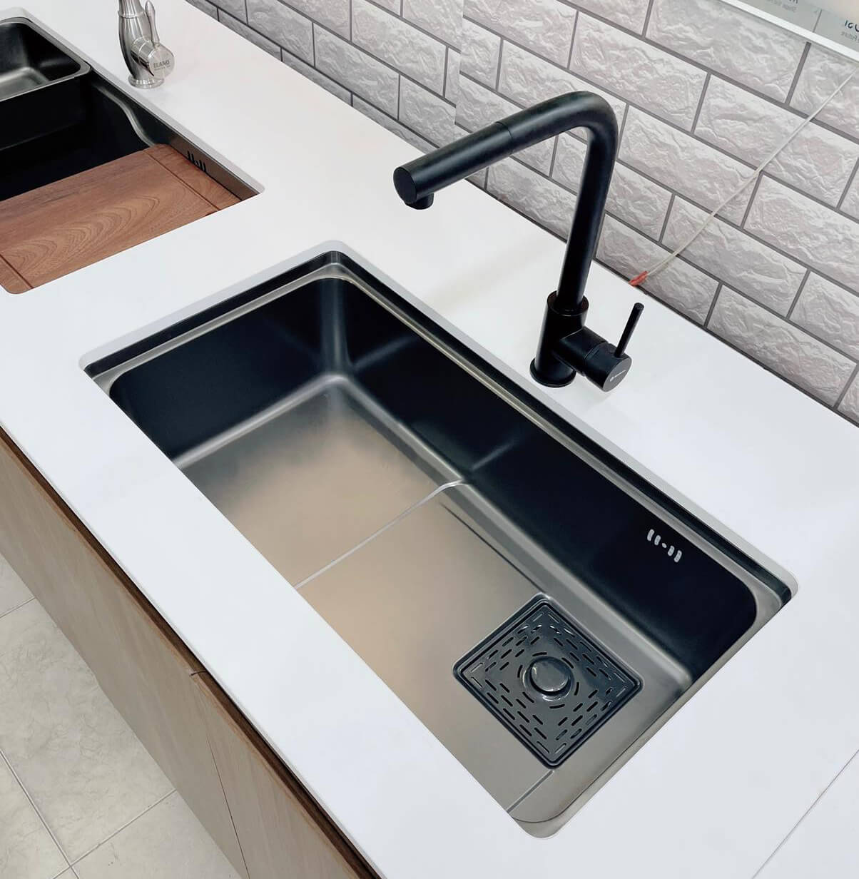 Chậu rửa chén 1 hố kèm khay HITA HDS7546D