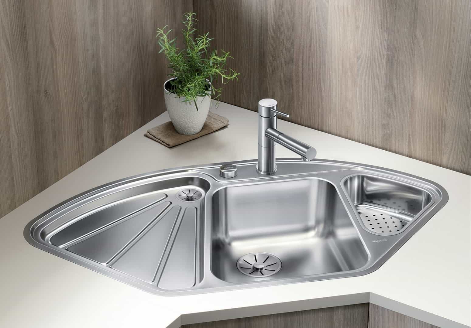 Những điều cần biết về chậu rửa chén đặt góc