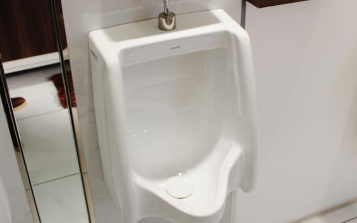 Nguyên tắc, lưu ý khi dùng bồn tiểu nam CAESAR