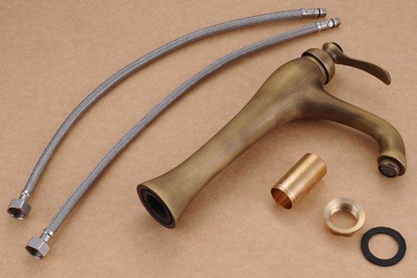 Vòi chậu nóng lạnh bằng đồng Kanly GCA04