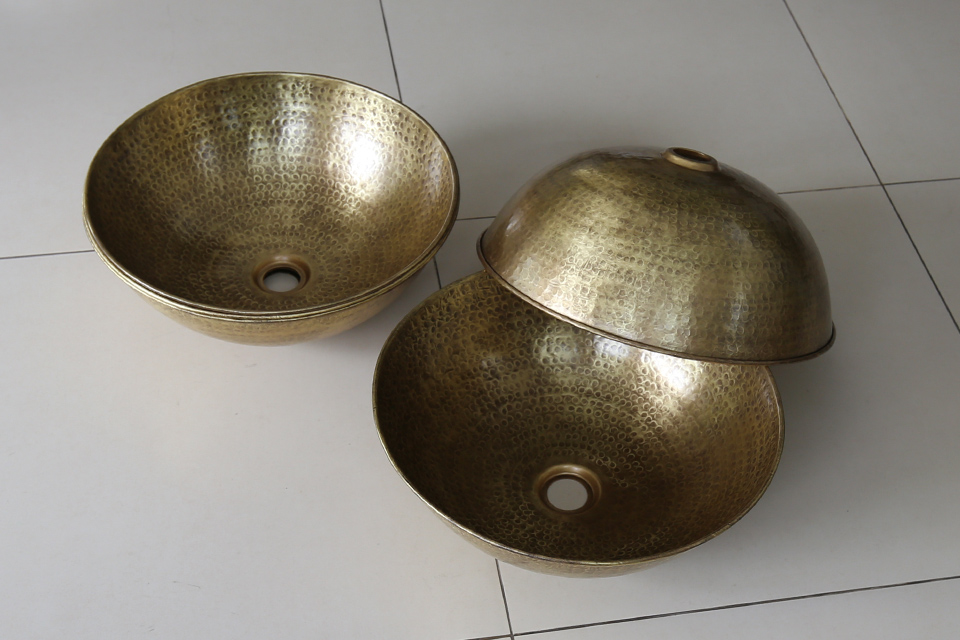 Chậu lavabo đặt bàn Kanly bằng đồng RSC202V