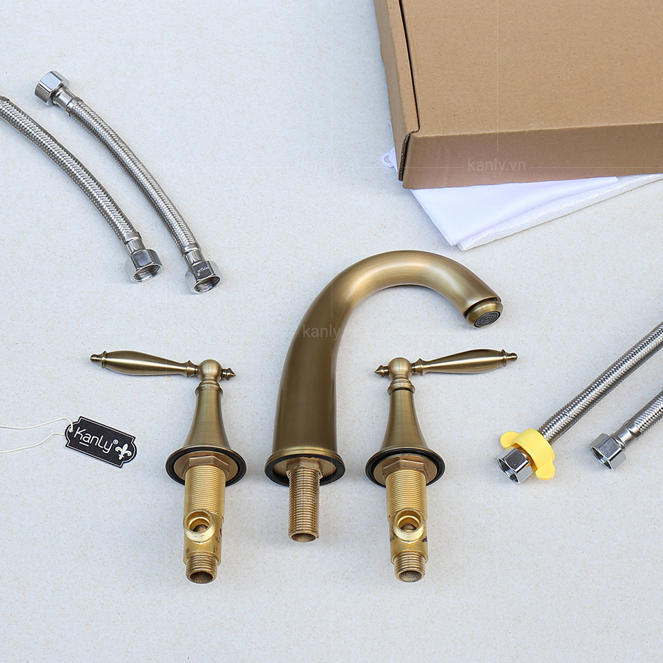 Vòi chậu 3 lỗ âm bàn bằng đồng Kanly GCB02