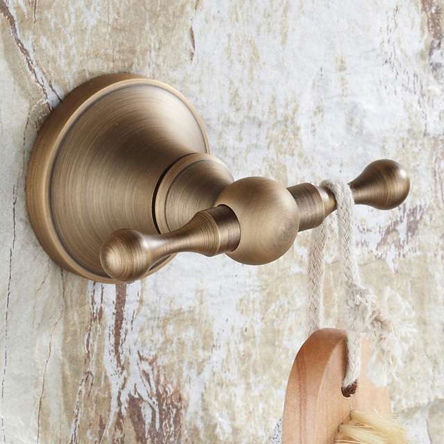 Móc áo đơn bằng đồng Kanly GCK01