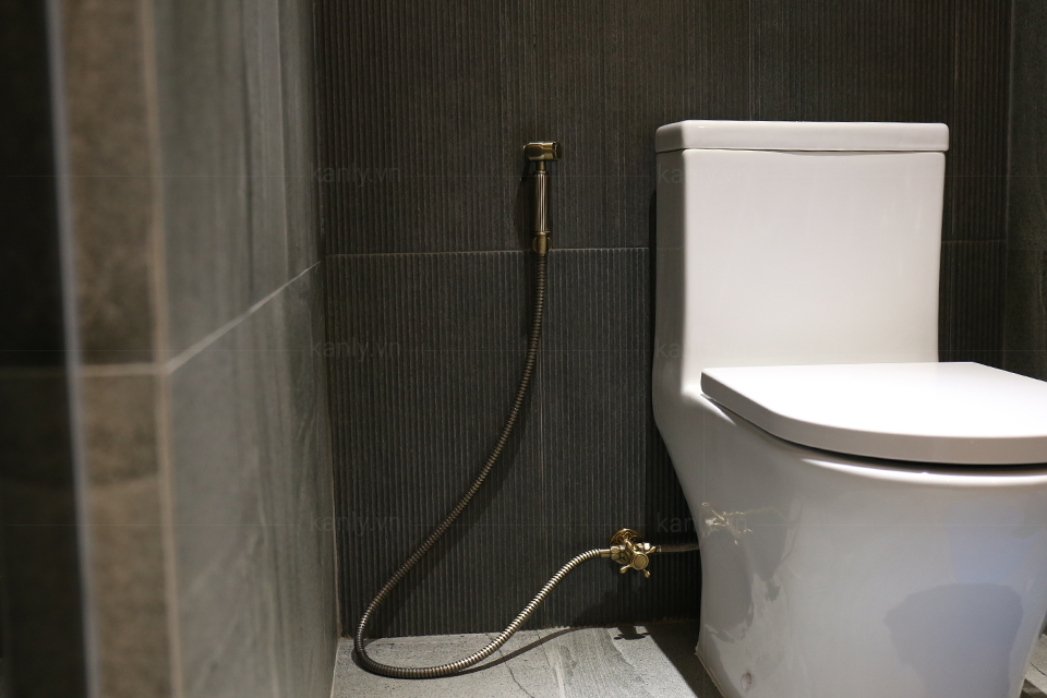 Vòi xịt vệ sinh bằng đồng Kanly GCK22