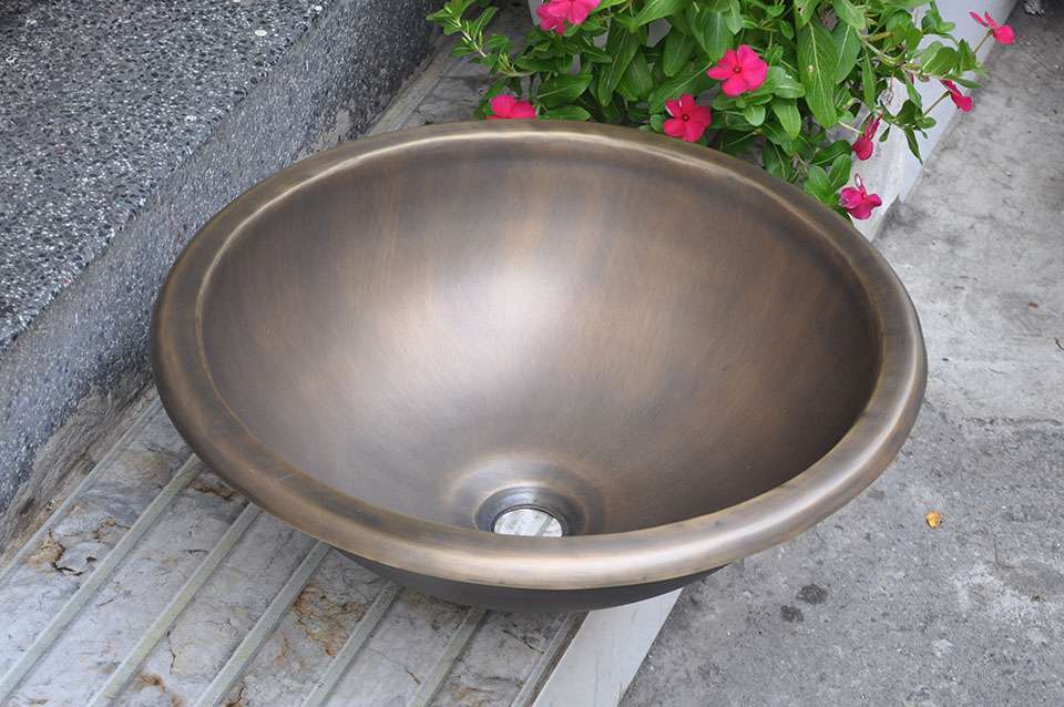 Chậu lavabo đặt bàn Kanly bằng đồng RSC319