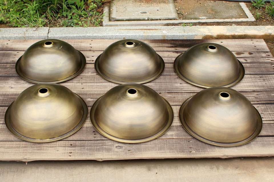 Chậu lavabo đặt bàn Kanly bằng đồng RSC319