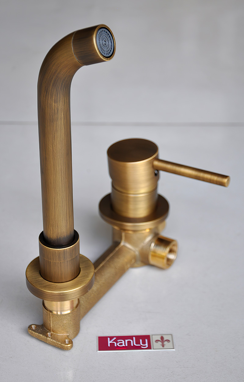Vòi âm tường nóng lạnh bằng đồng Kanly GCT04/ GCT04B