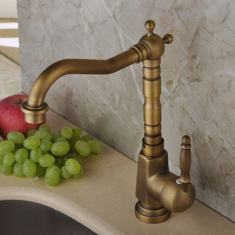 Vòi rửa bát nóng lạnh bằng đồng Kanly GCC04