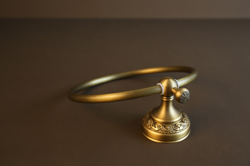 Vòng treo khăn bằng đồng Kanly GCH02