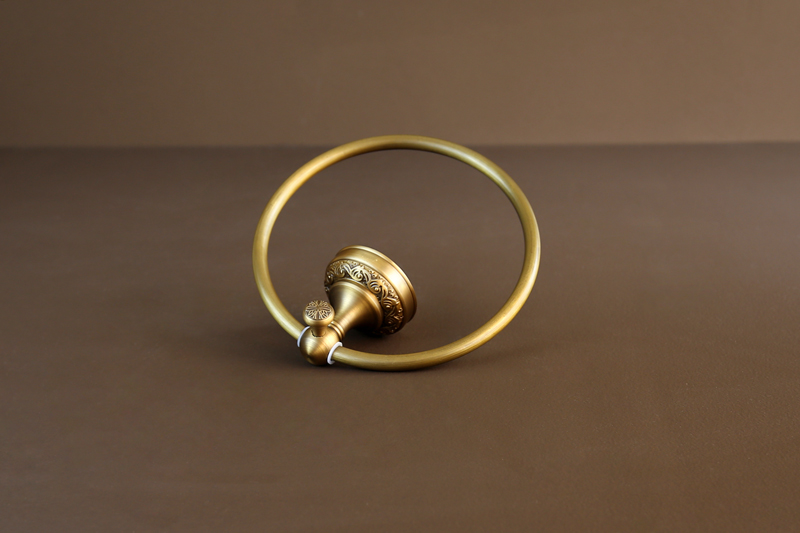 Vòng treo khăn bằng đồng Kanly GCH02