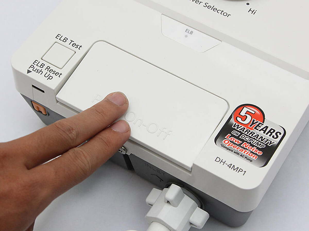 Máy nước nóng trực tiếp Panasonic 4.5kW DH-4MP1VW