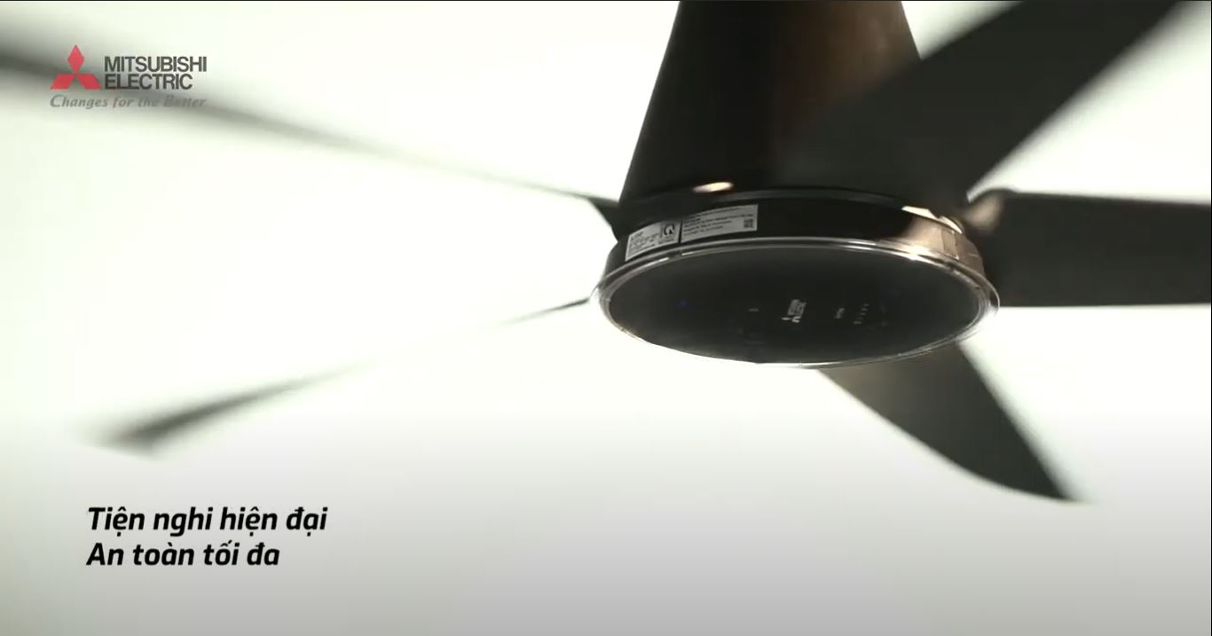 Quạt trần 4 cánh điều khiển từ xa Mitsubishi C56-RA4 ti 32cm