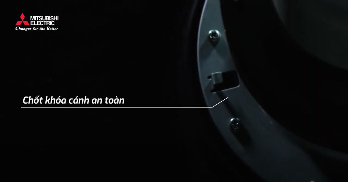 Quạt trần 4 cánh điều khiển từ xa Mitsubishi C56-RA4 ti 32cm