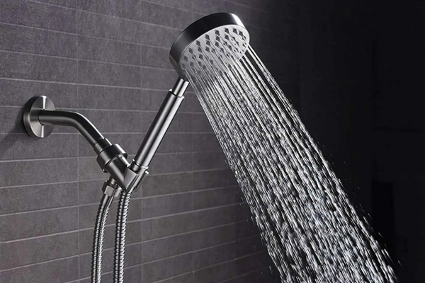 Hình 1: Bộ sen tắm nóng lạnh Caesar là dòng sản phẩm sen tắm cao cấp sử dụng van trộn nhiệt giữa nguồn nước nóng và nguồn nước lạnh một cách hợp lý