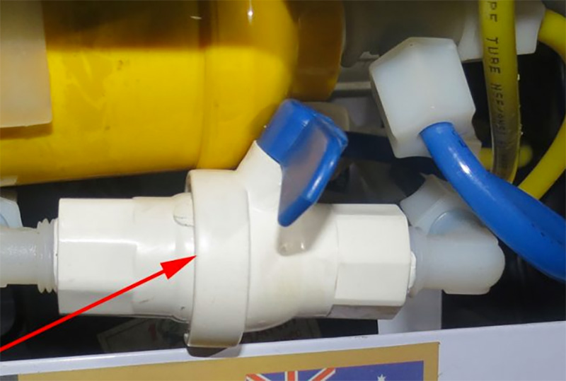 van xả đóng làm máy lọc nước không ra nước thải