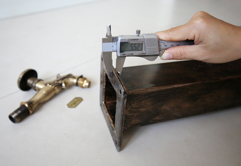 Chân gắn vòi hồ Kanly FT01