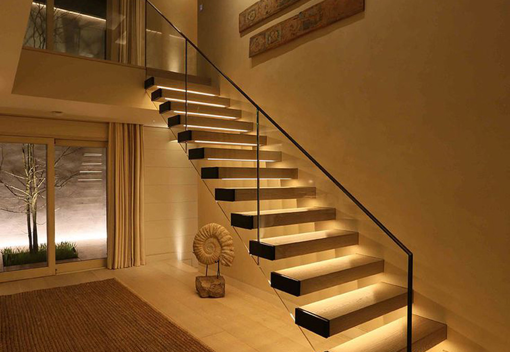Lắp đặt đèn led cầu thang