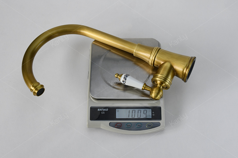 Vòi rửa bát nóng lạnh bằng đồng Kanly GCC07