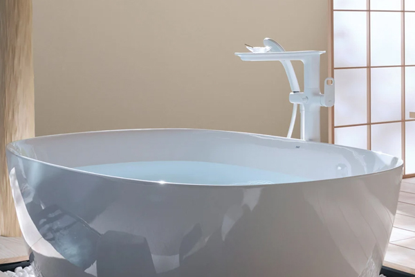 Vòi bồn tắm Inax là dòng sản phẩm được phát triển bởi thương hiệu Inax và sản xuất trực tiếp tại Việt Nam